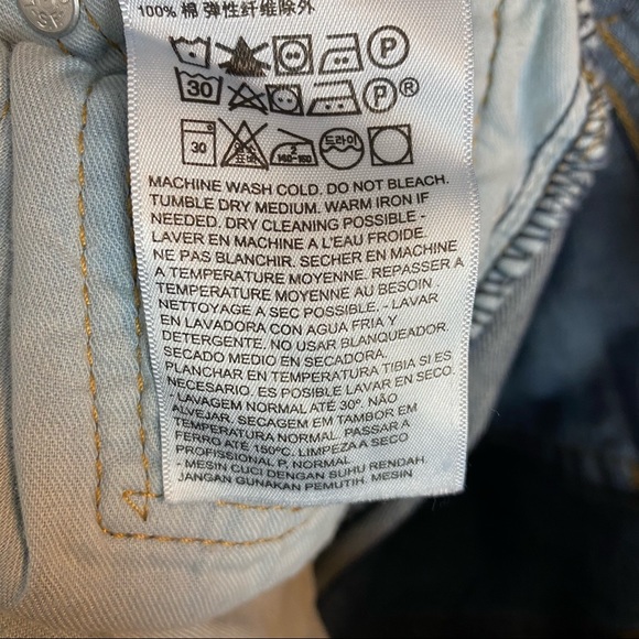 LEVI’S MENS MEDIUM WASH STRAIGHT LEG JEANS {31/30} - Picture 7 of 7